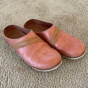 CHACO Women's Picante Harpers Slide Loafer Shoes Orange Leather Size 9.5